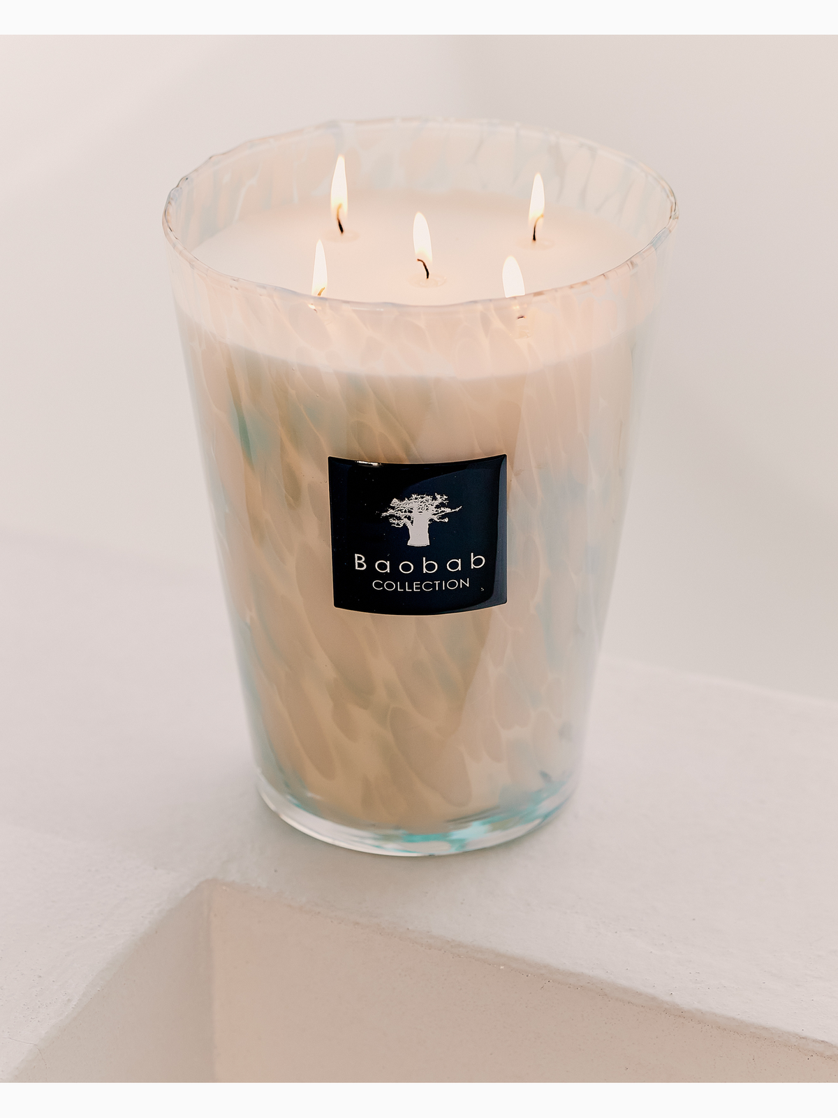 Pearls Sapphire Scented Candle, Max 24, Baobab Collection