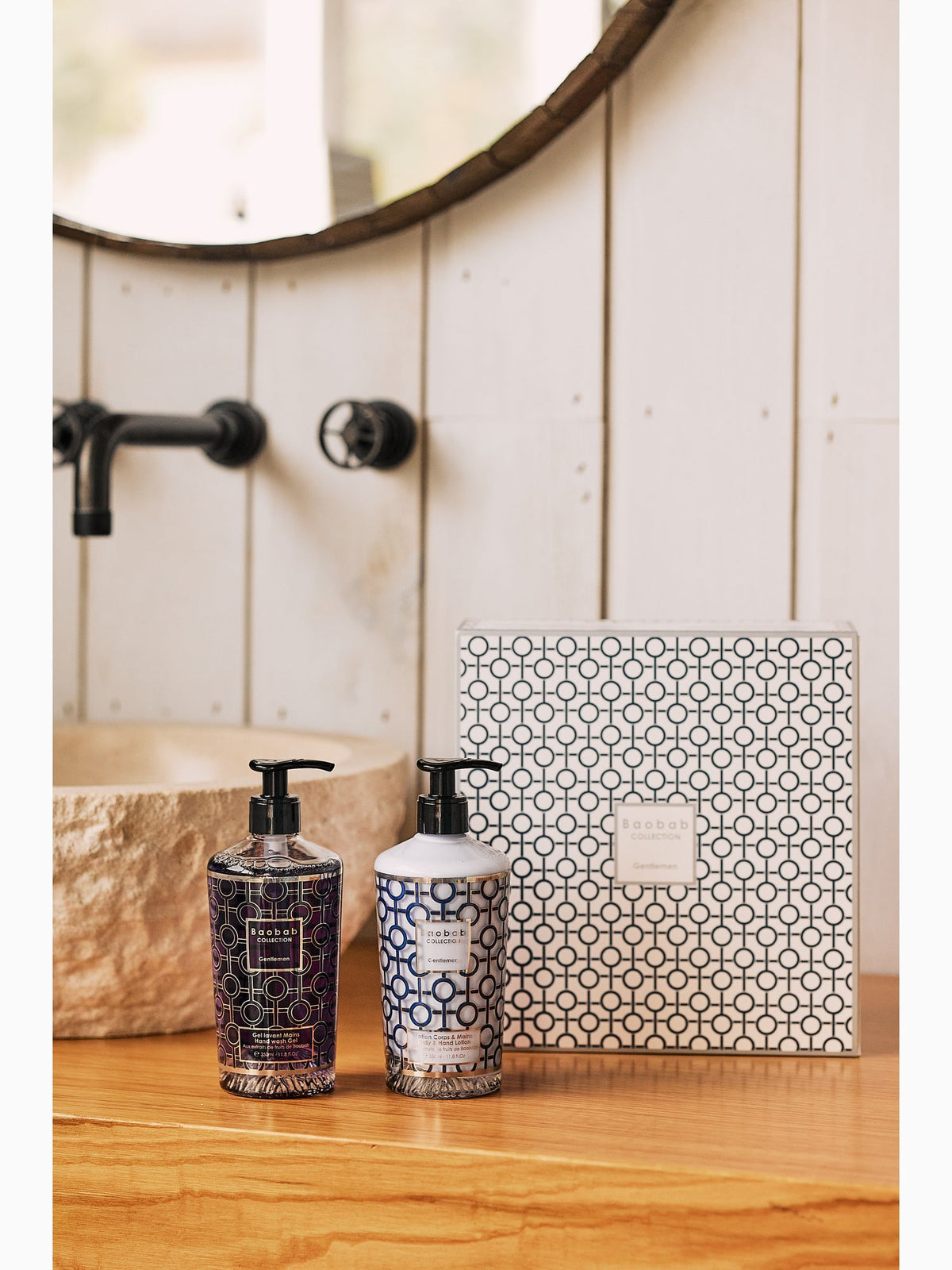 Gentlemen Hand Wash & Lotion Gift Box, 2 × 350 ml, Baobab Collection (2)