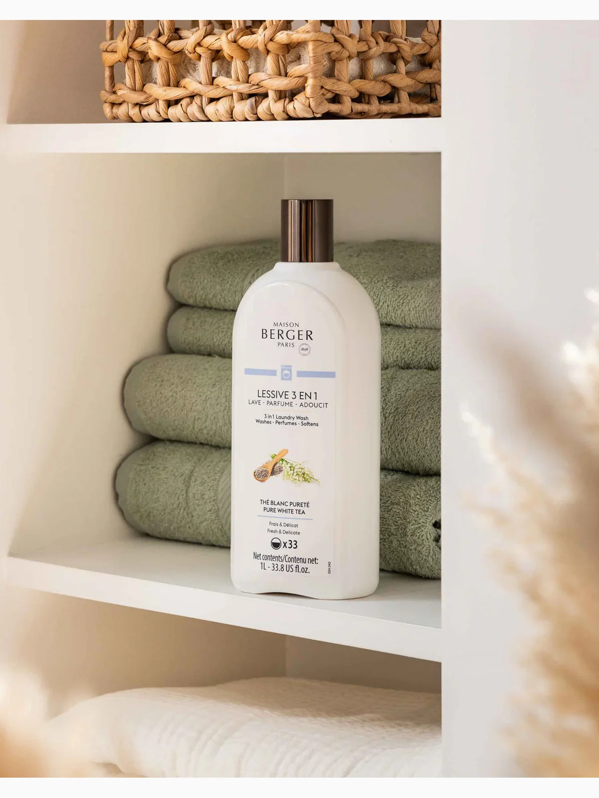 Pure White Tea 3-in-1 Laundry Wash 1 L, Lampe Berger (2)