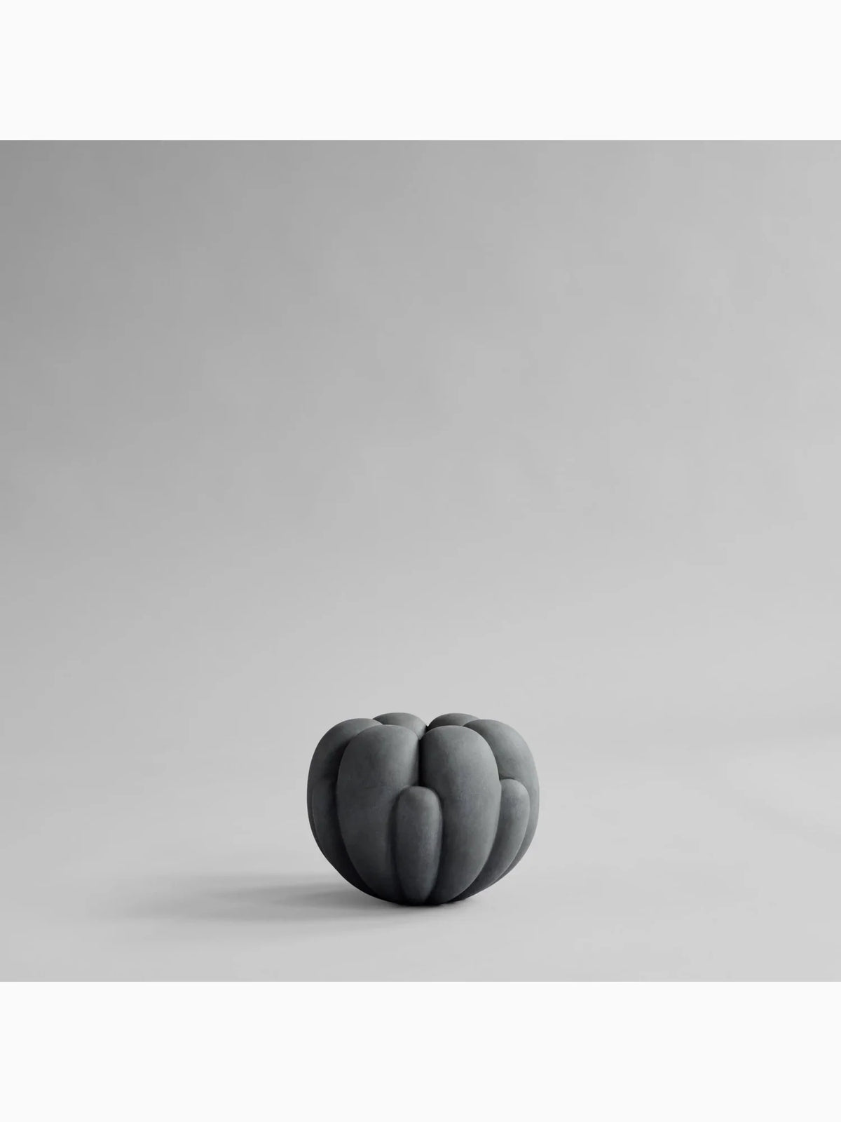 Bloom Vase Petit, Black, 101 Copenhagen (2)
