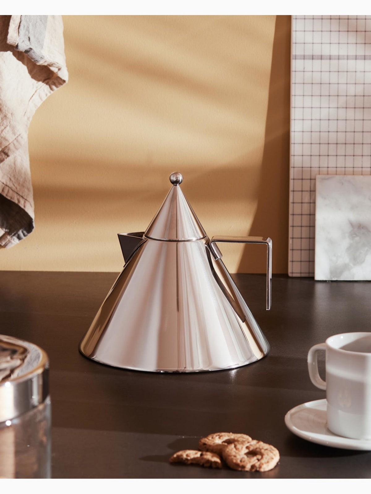 Il Conico Water Kettle, Alessi (2)
