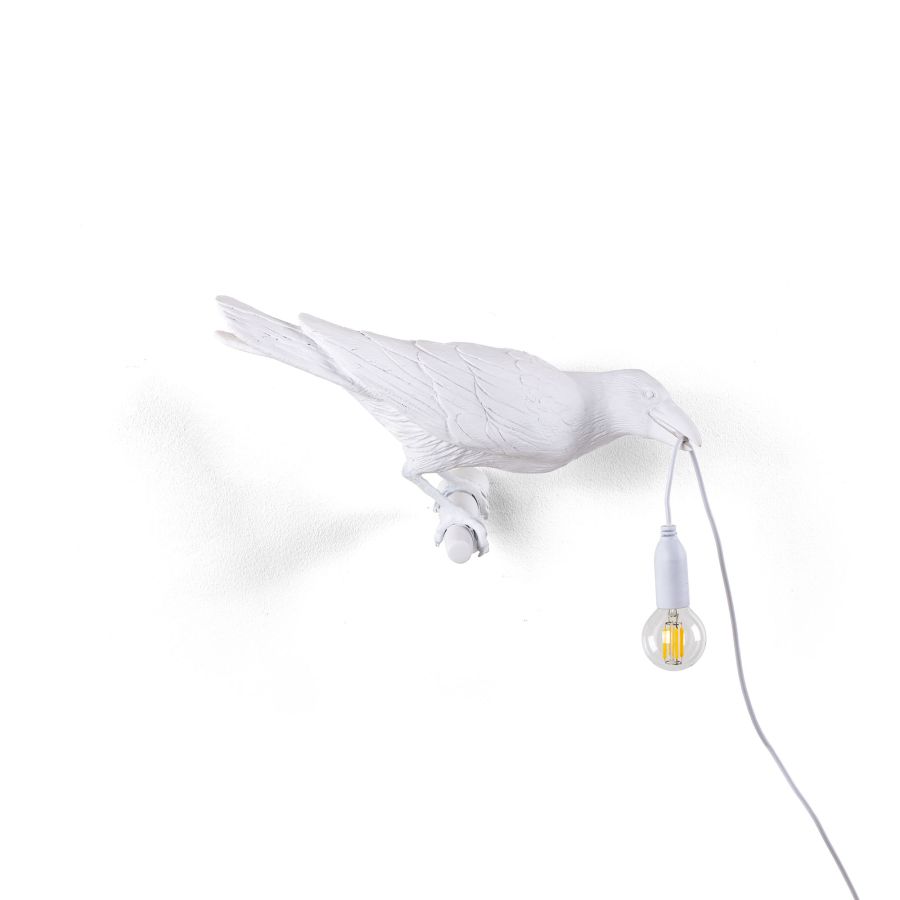 BIRD LAMP LOOKING RIGHT OUTDOOR