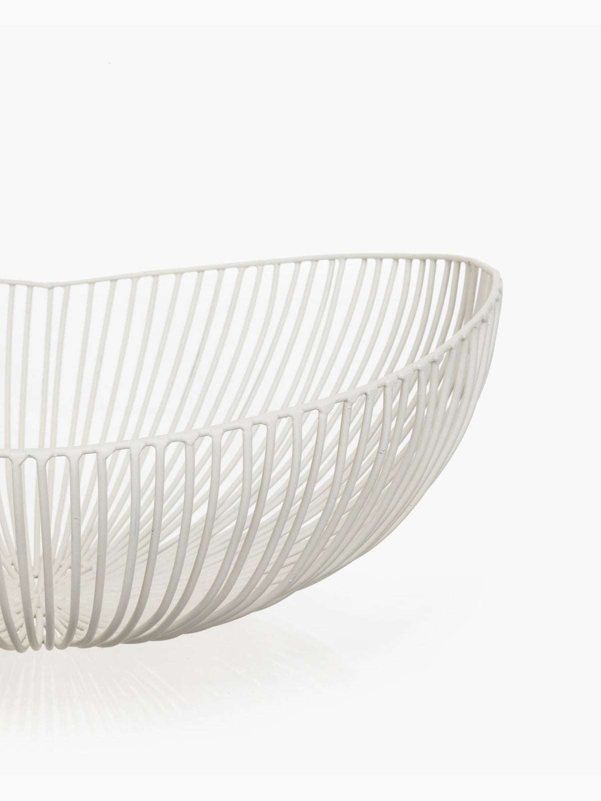 Meo Oval Iron Basket, White, Serax (3)