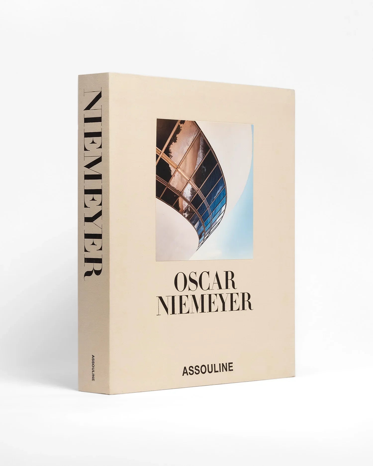 OSCAR NIEMEYER