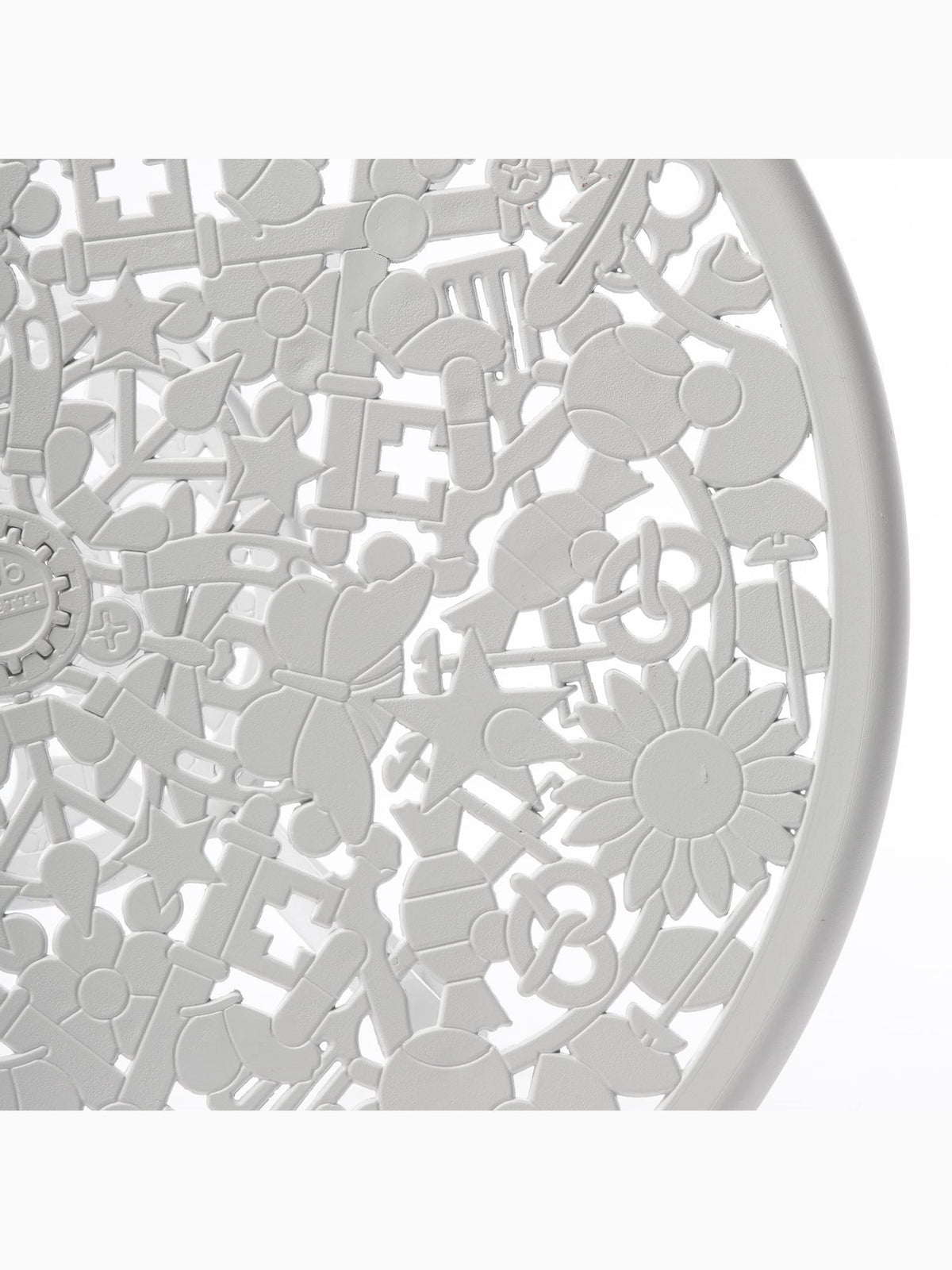 Industry Aluminium Round Table, White, Seletti (3)