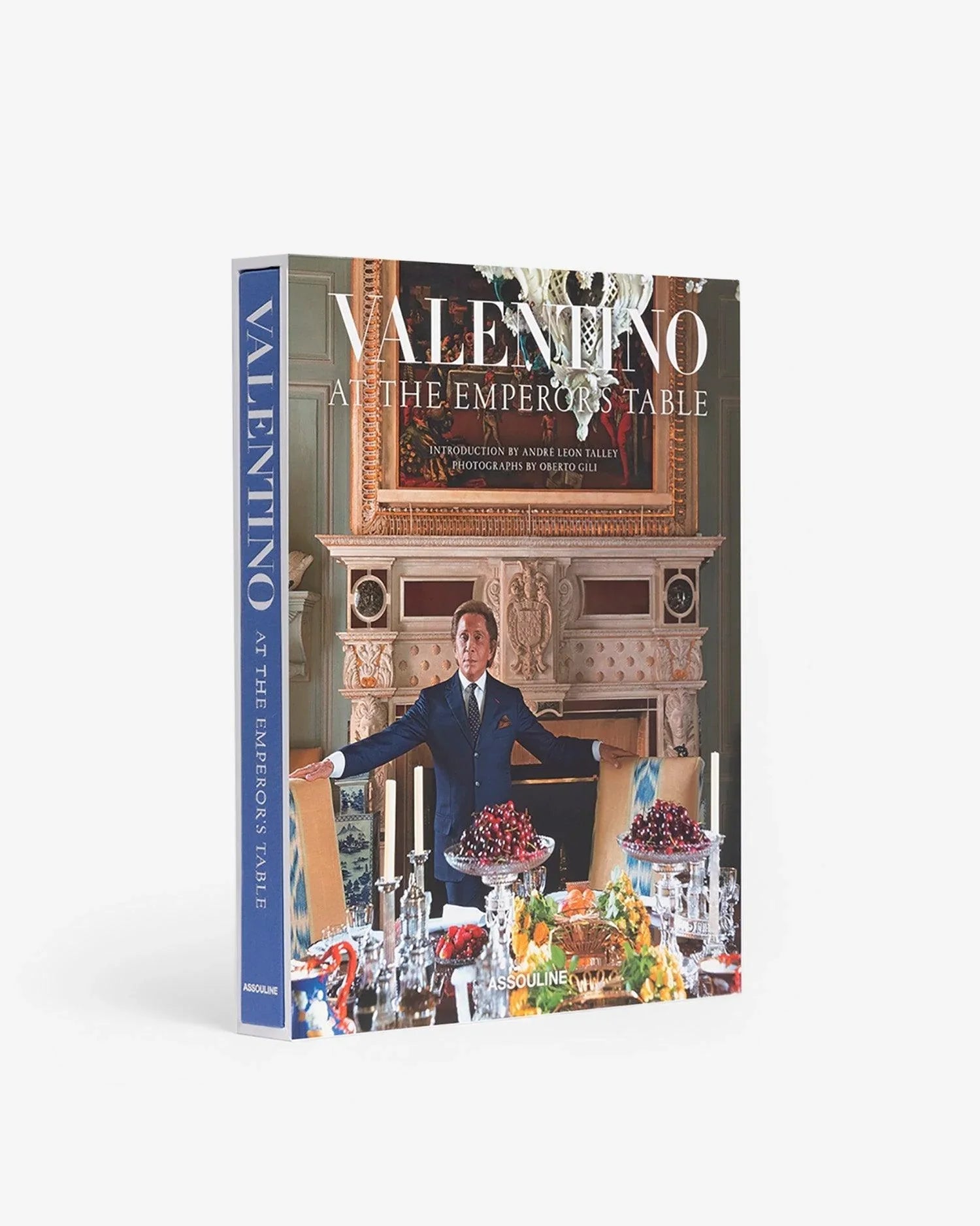 VALENTINO AT THE EMP. TABLE