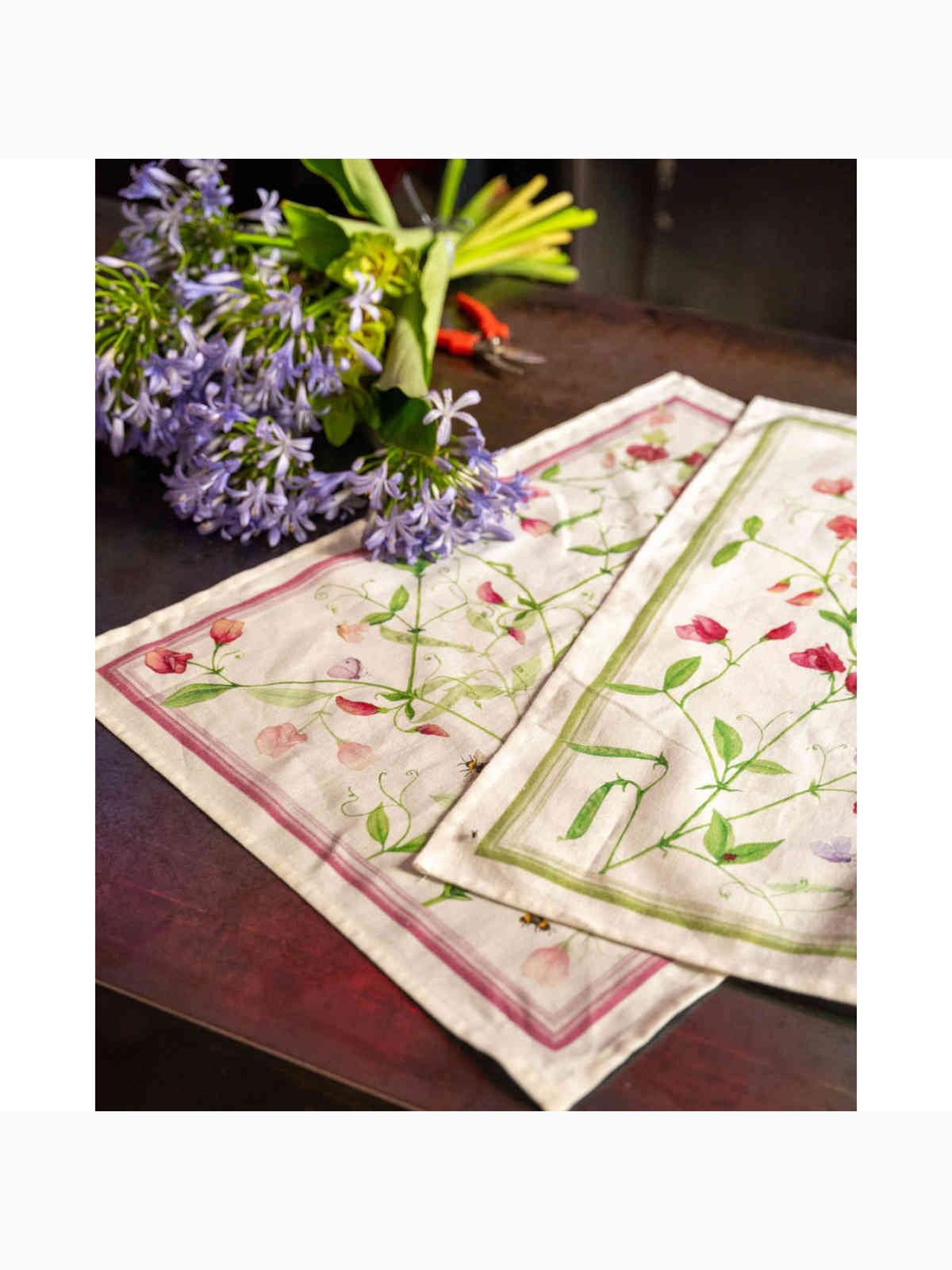 Petits Pois Kitchen Towel, Green, Tessitura Toscana Telerie (2)